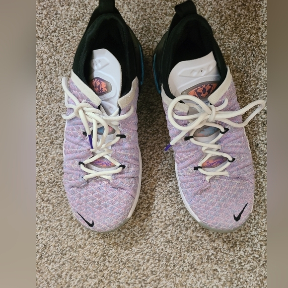 Nike LeBron XVIII 18 Purple White Black Red CW2760 900 basketball sneakers shoes - Picture 3 of 7